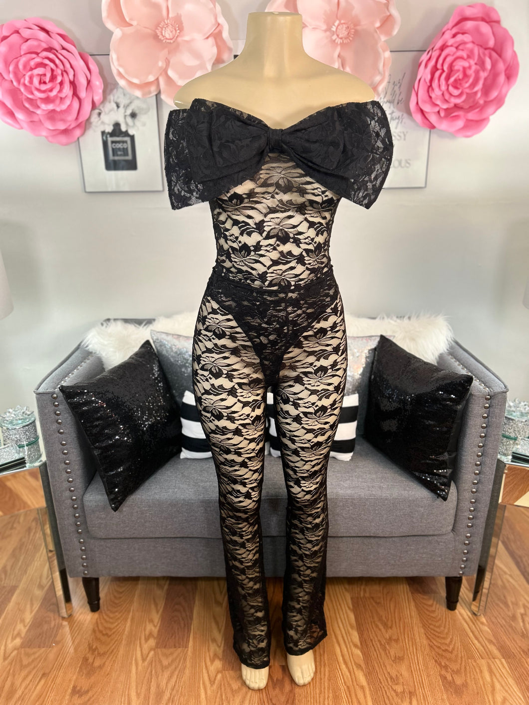 Focus On Me Lace Pant Set